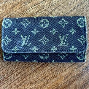 Louis Vuitton Mini Lin key holder